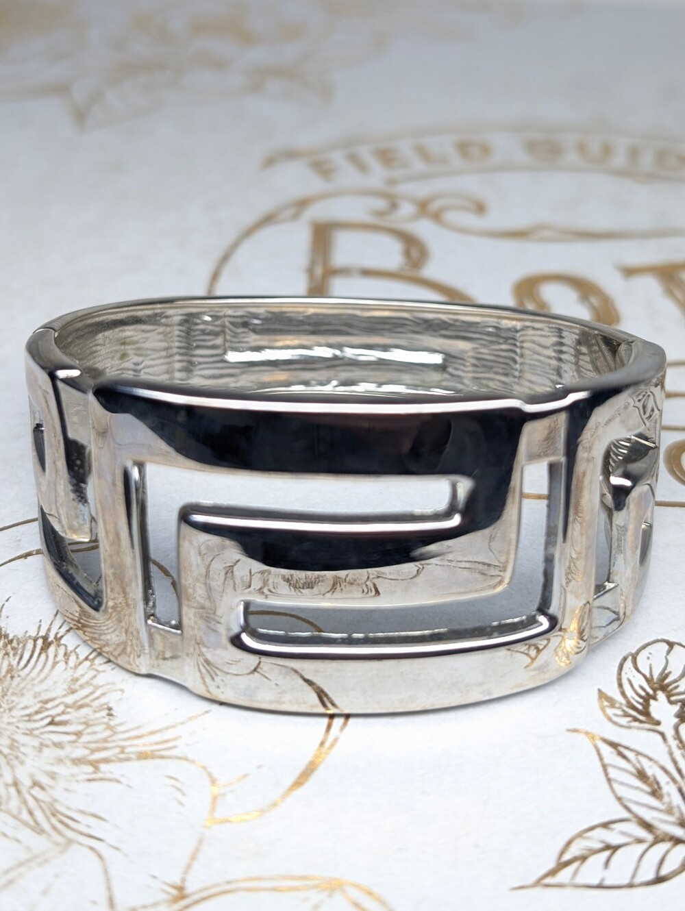 Vintage Silver Chunky Bangle Bracelet - Hinged Clamper